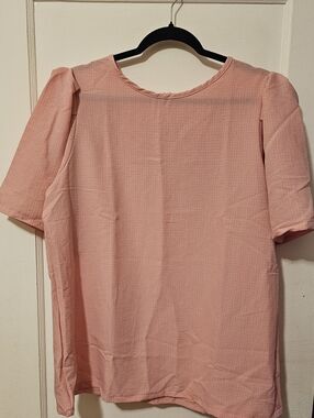 Light Pink Textured Short Sleeve Blouse